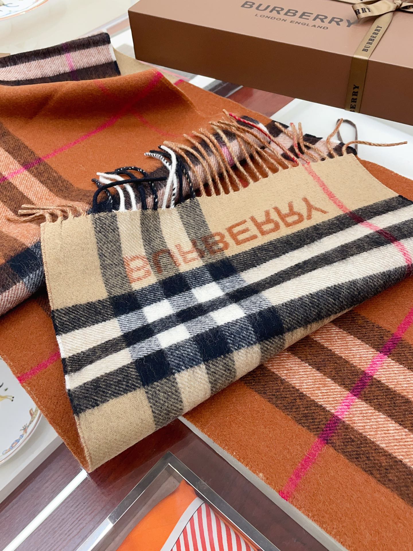 Streetwear Hat BURBERRY 328867 - vstockx