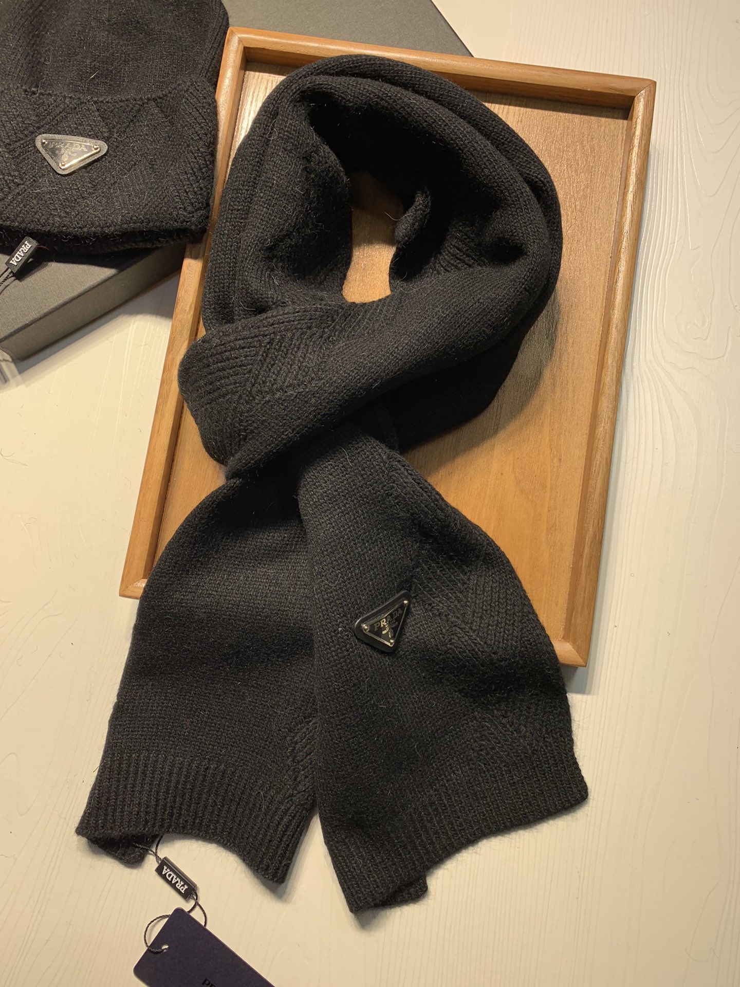 Hat & Scarf Prada 2 - vstockx
