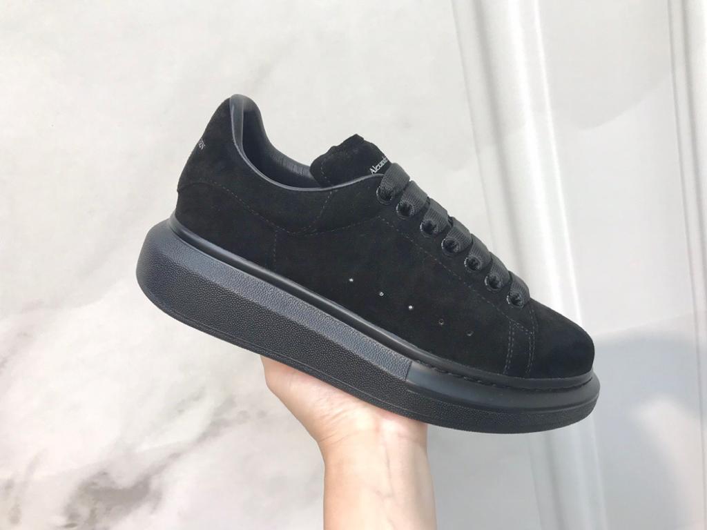 Alexander McQueen Oversized Triple Black - vstockx