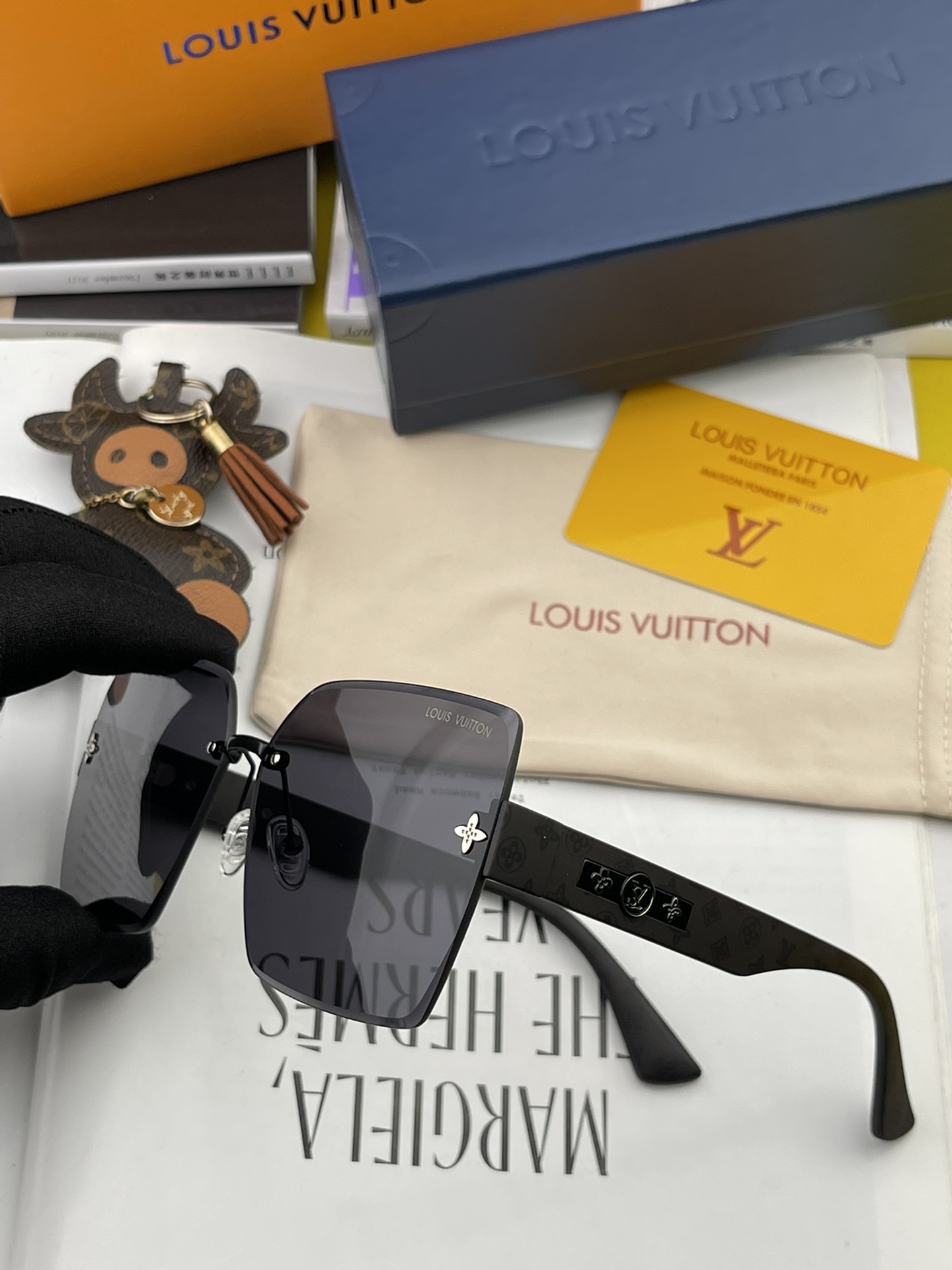 sunglasses Dior L1294 - vstockx