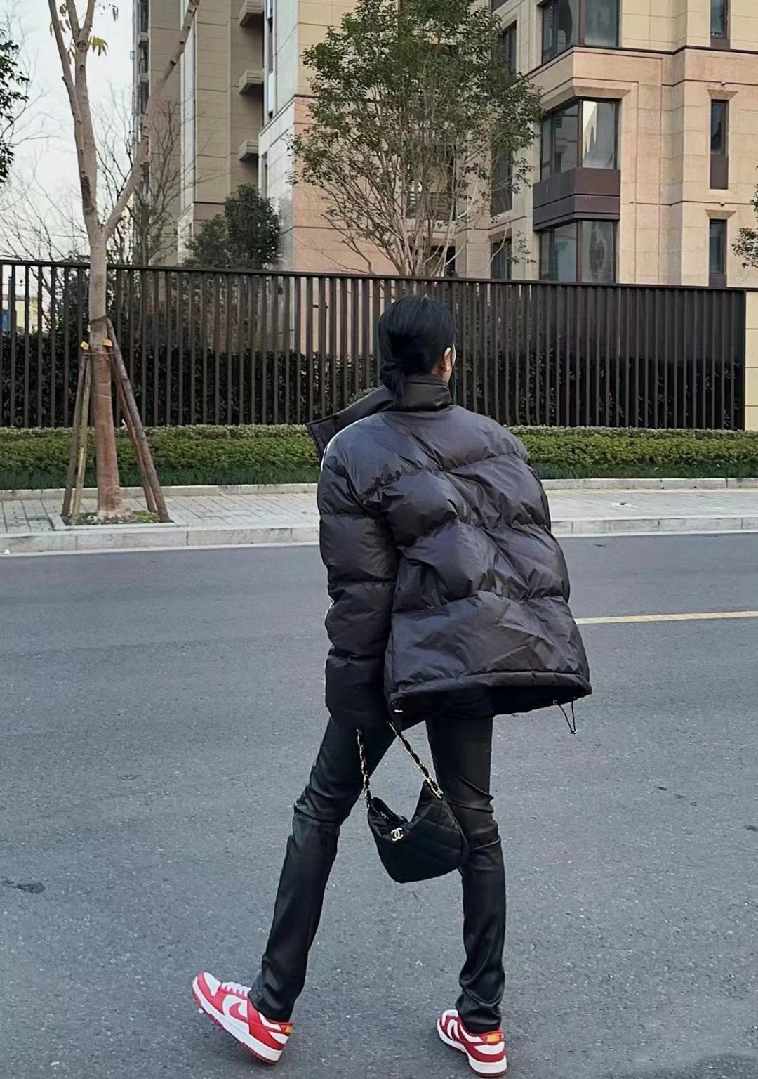 Clothes Balenciaga 141 - vstockx