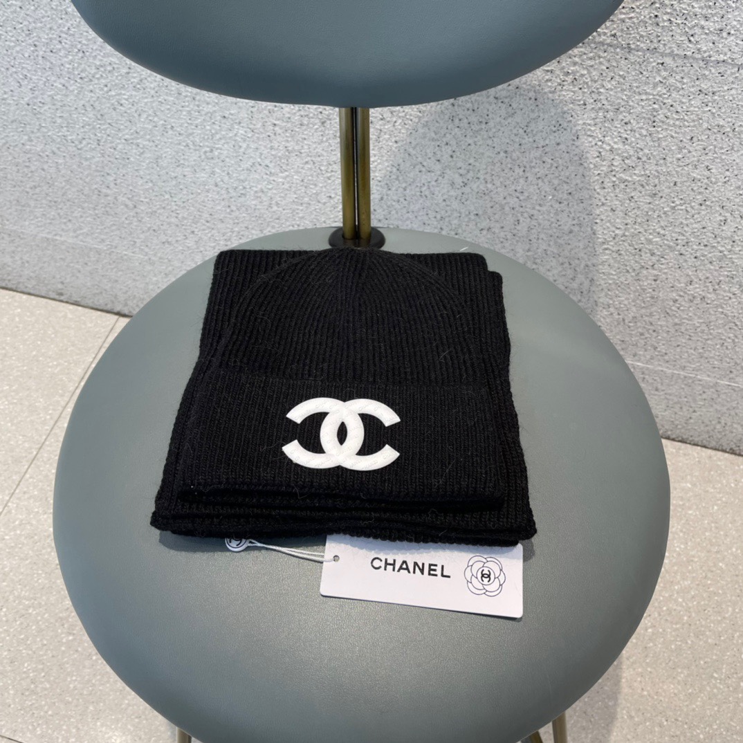 Hat & Scarf Chanel 4 - vstockx
