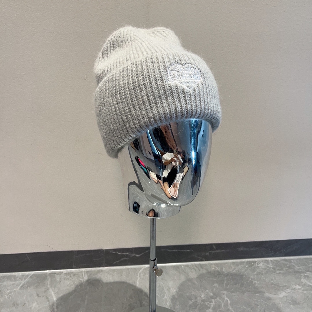 Streetwear Hat LV 329199 - vstockx