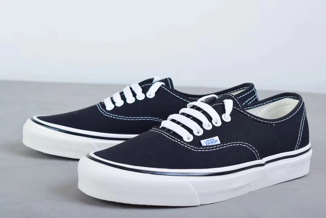 Vans Authentic - vstockx