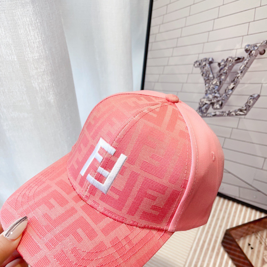 Streetwear Hat Fendi 328924 - vstockx