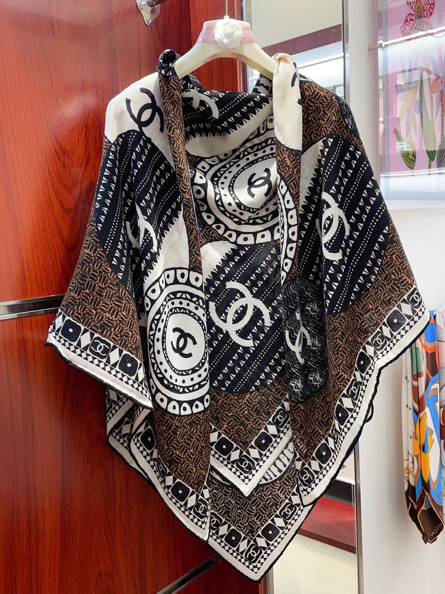 Streetwear Scarf CHANEL 328805 size:140*140cm - vstockx