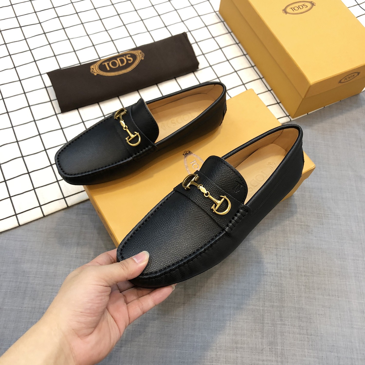 TOD'S Loafers 4 - vstockx