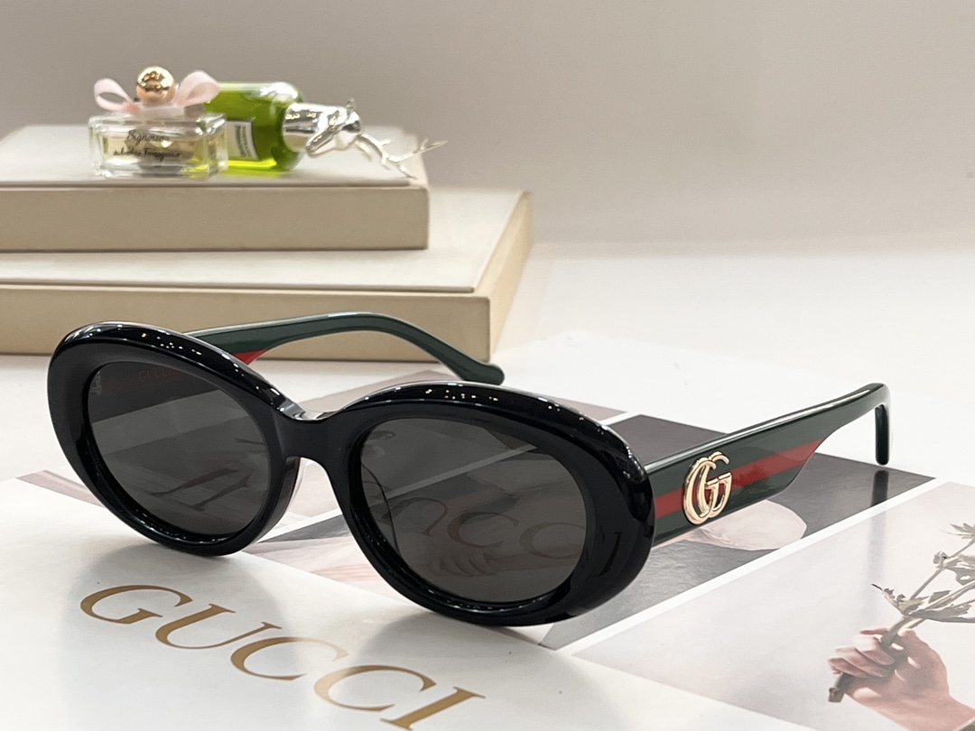 Sunglasses Gucci GG1132/S 52 20-145 - vstockx