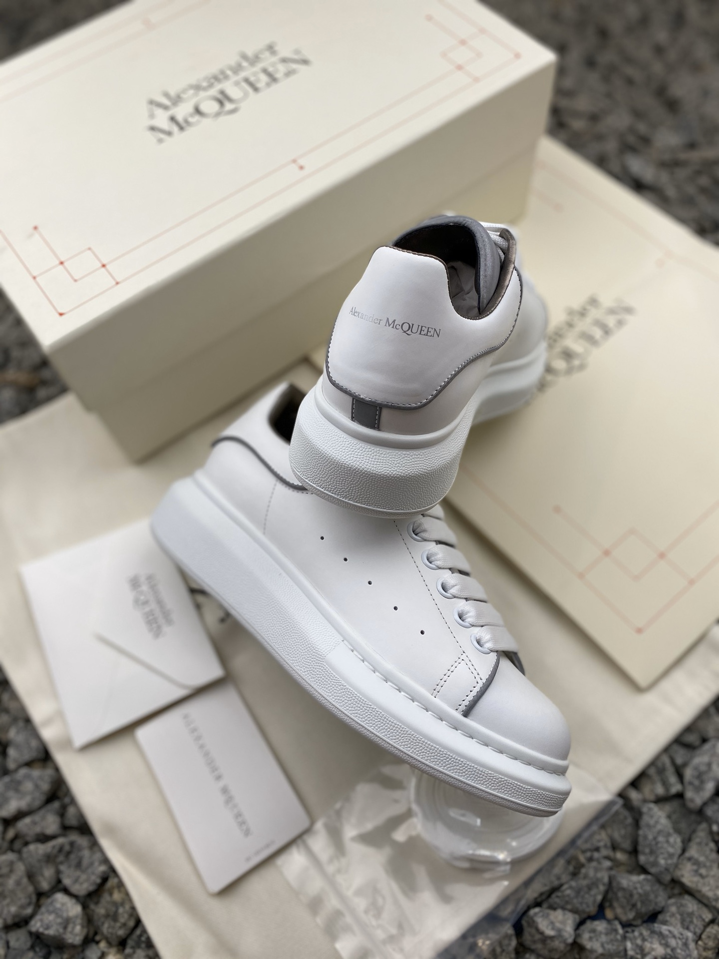 Alexander McQueen Oversized Reflective White - vstockx