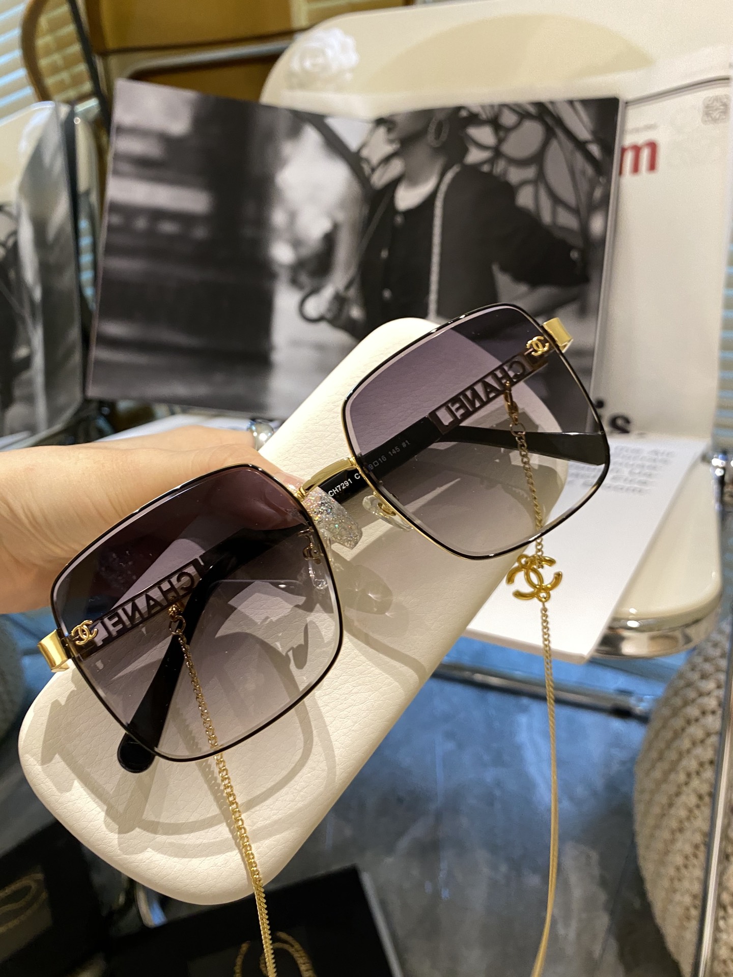 Sunglasses Chanel CH7291 size��59��16-145 - vstockx