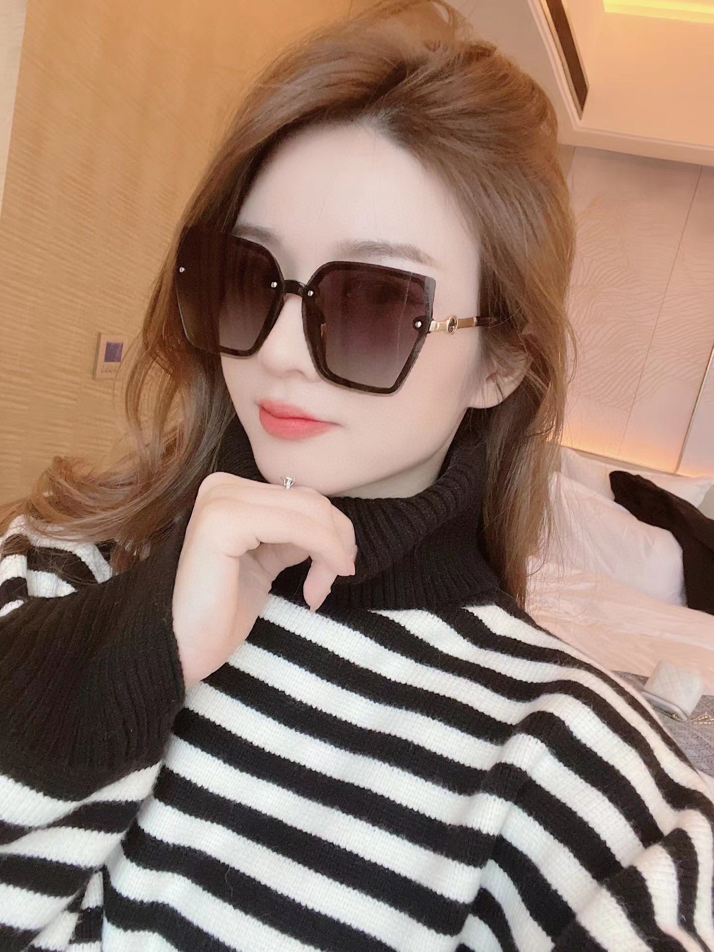 Sunglasses Gucci G2200 - vstockx