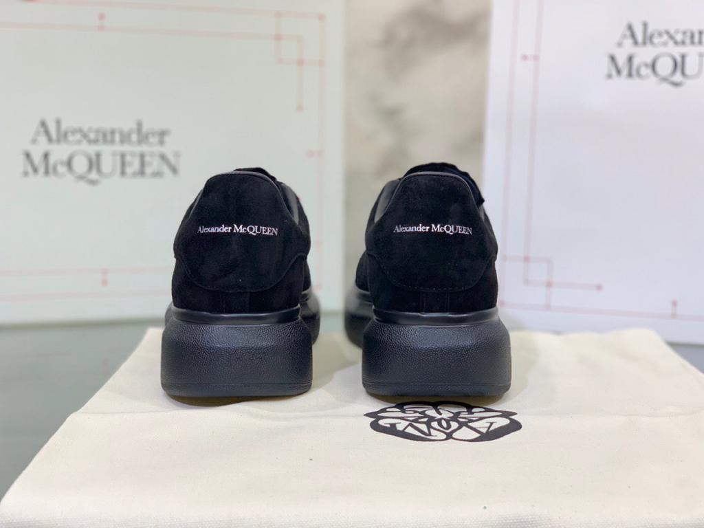 Alexander McQueen Oversized Triple Black - vstockx