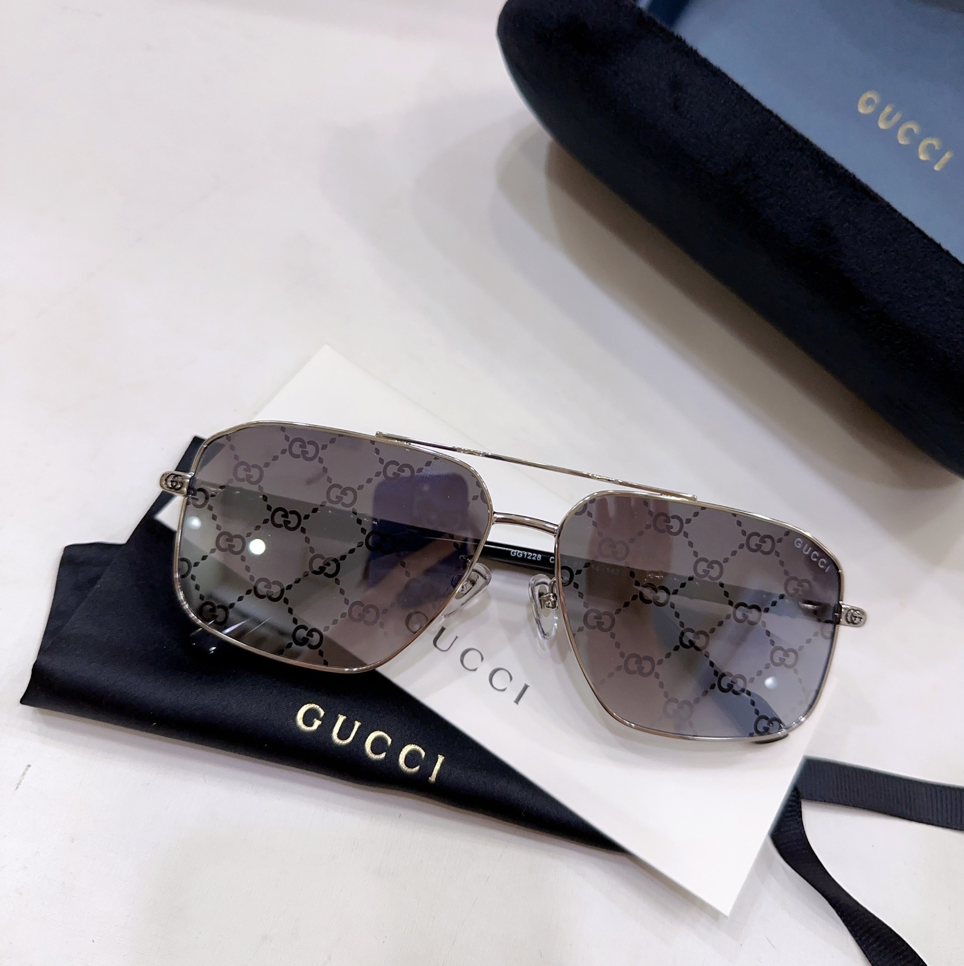 Sunglasses Gucci GG1227 SIZE��60 14-142 - vstockx