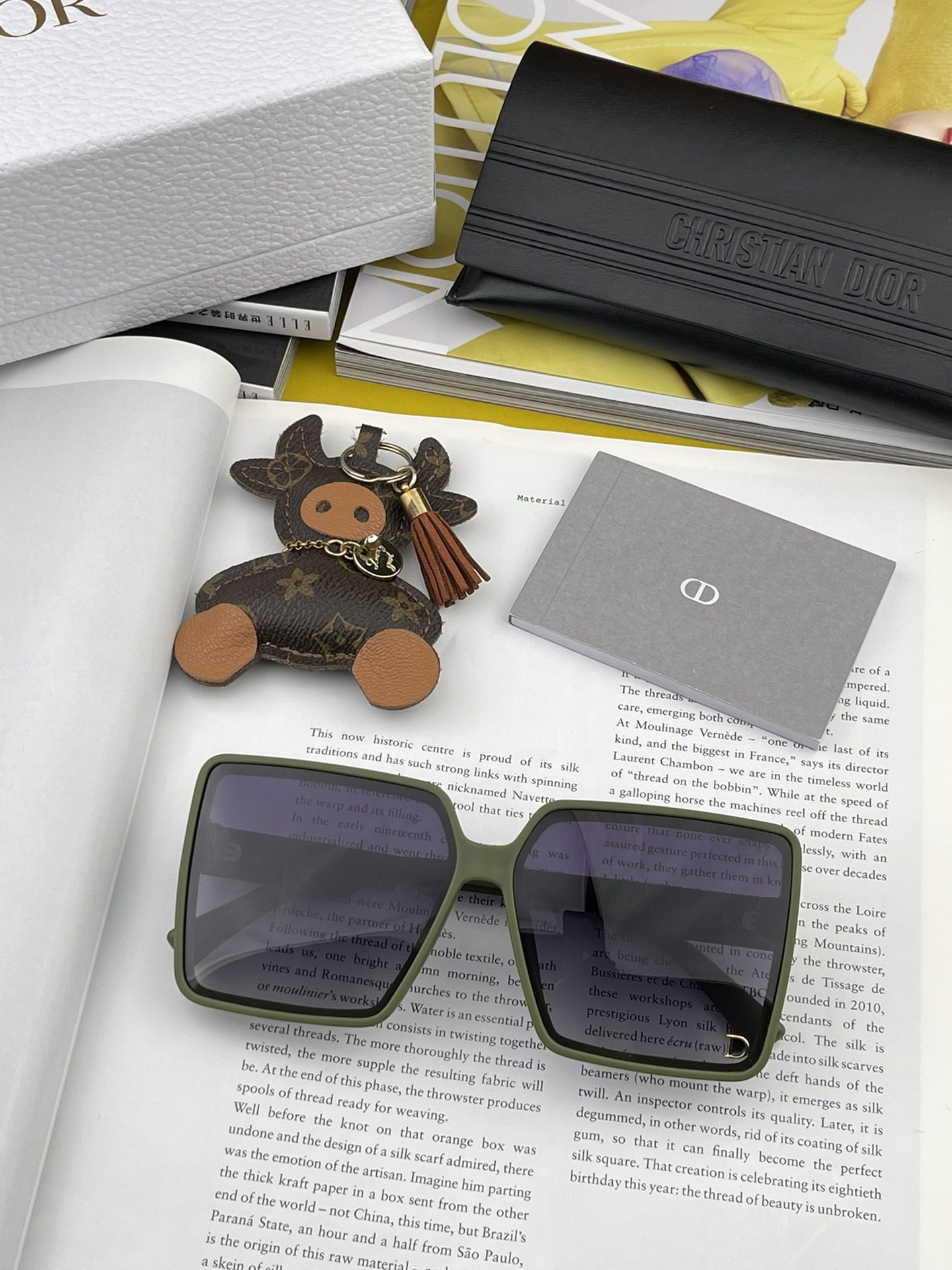 sunglasses Dior CD1595 - vstockx