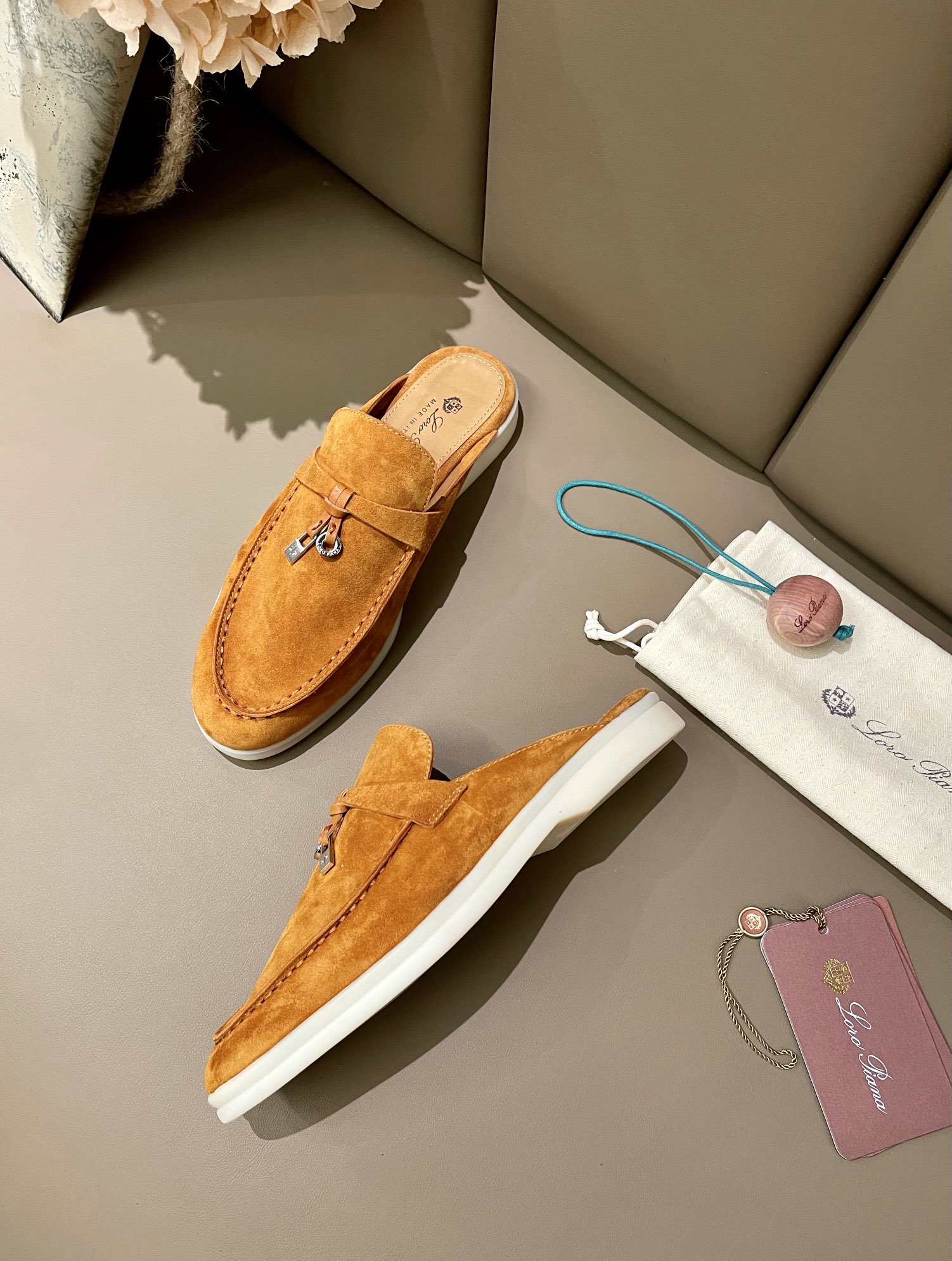 Loro Piana shoes 254 - vstockx