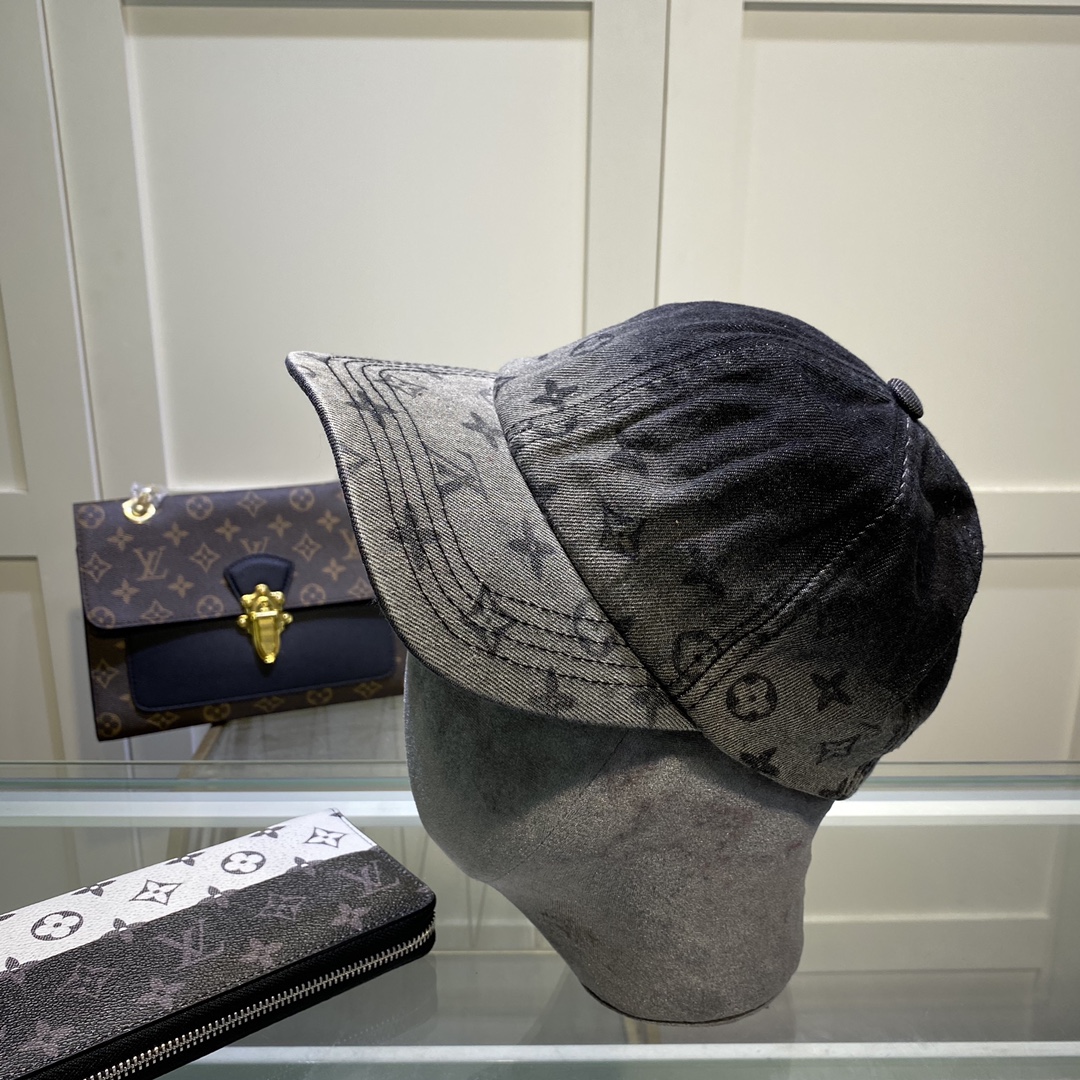 Hat Louis Vuitton 2 - vstockx