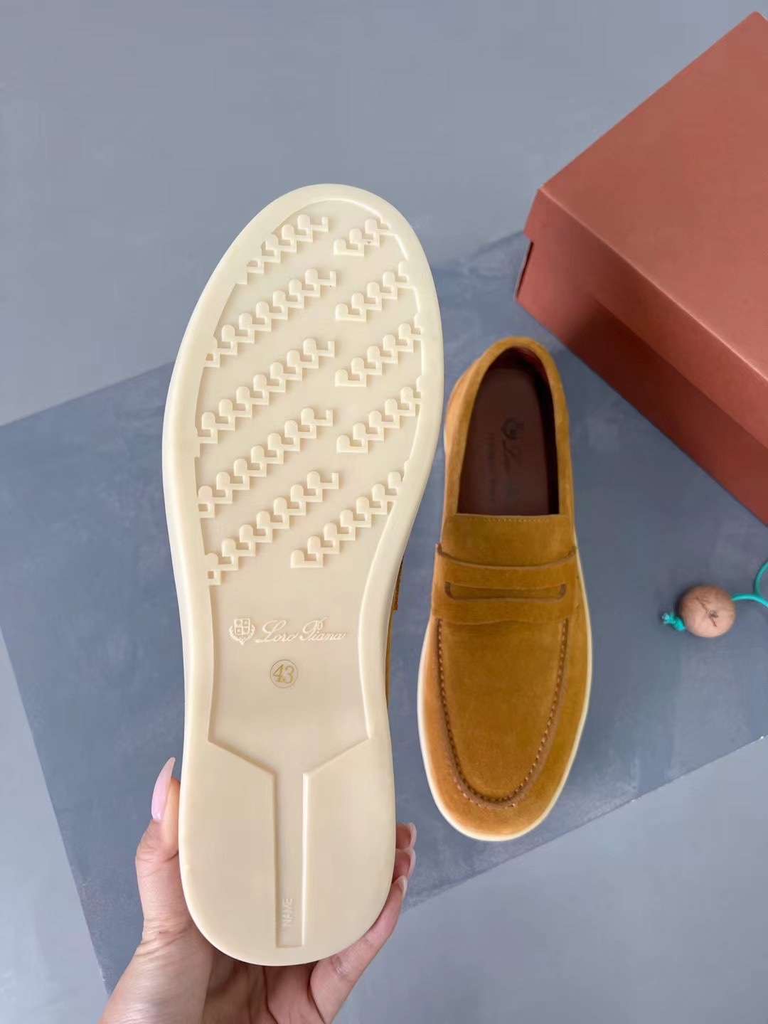 Loro Piana shoes 290 - vstockx