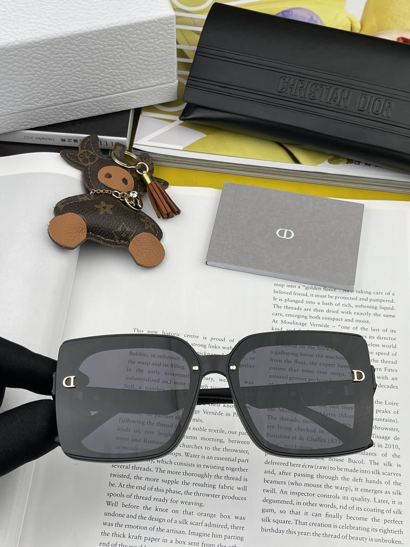 sunglasses Dior CD1615 - vstockx