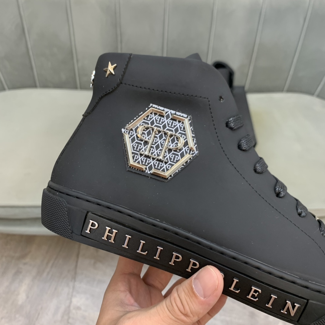 Philipp Plein High Top Sneakers 7 - vstockx