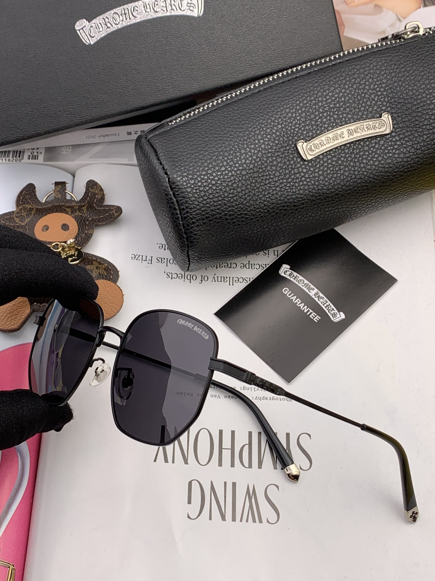 sunglasses Chrome Hearts KLX3861 - vstockx