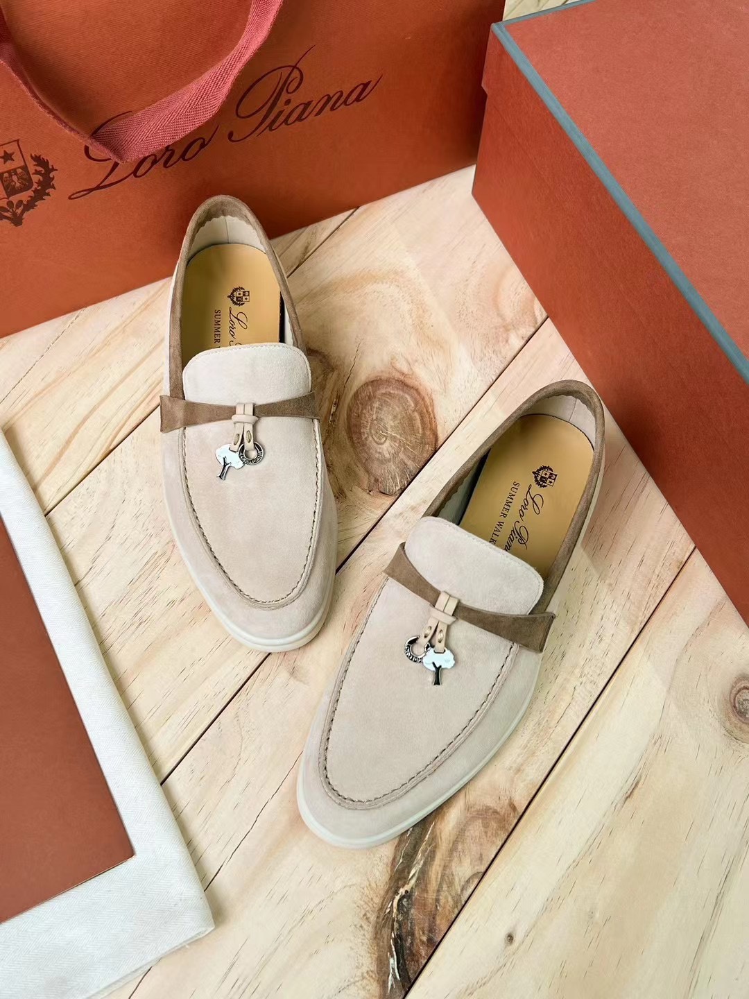 Loro Piana shoes 314 - vstockx