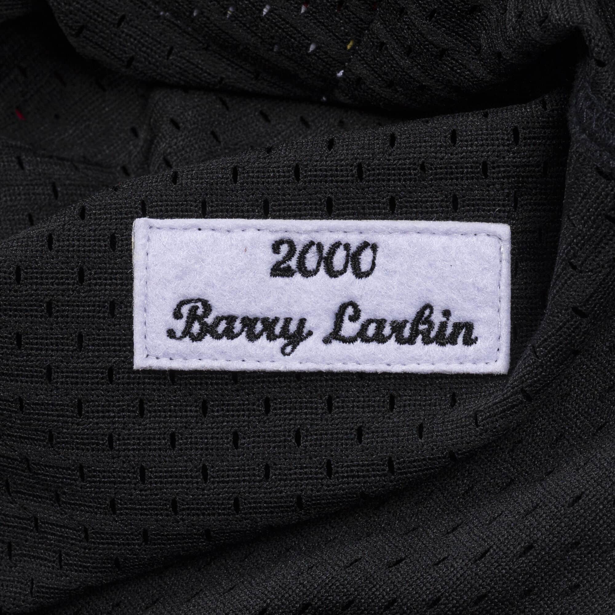 Authentic Barry Larkin Cincinnati Reds 2000 Button Front Jersey - vstockx