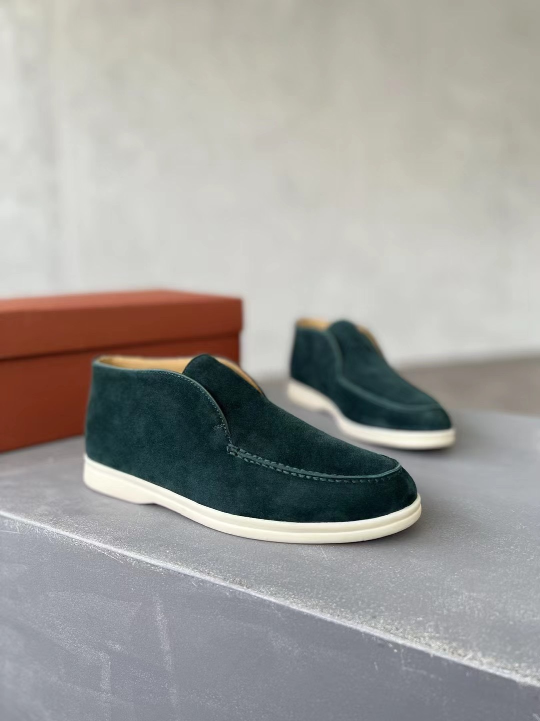 Loro Piana shoes 232 - vstockx