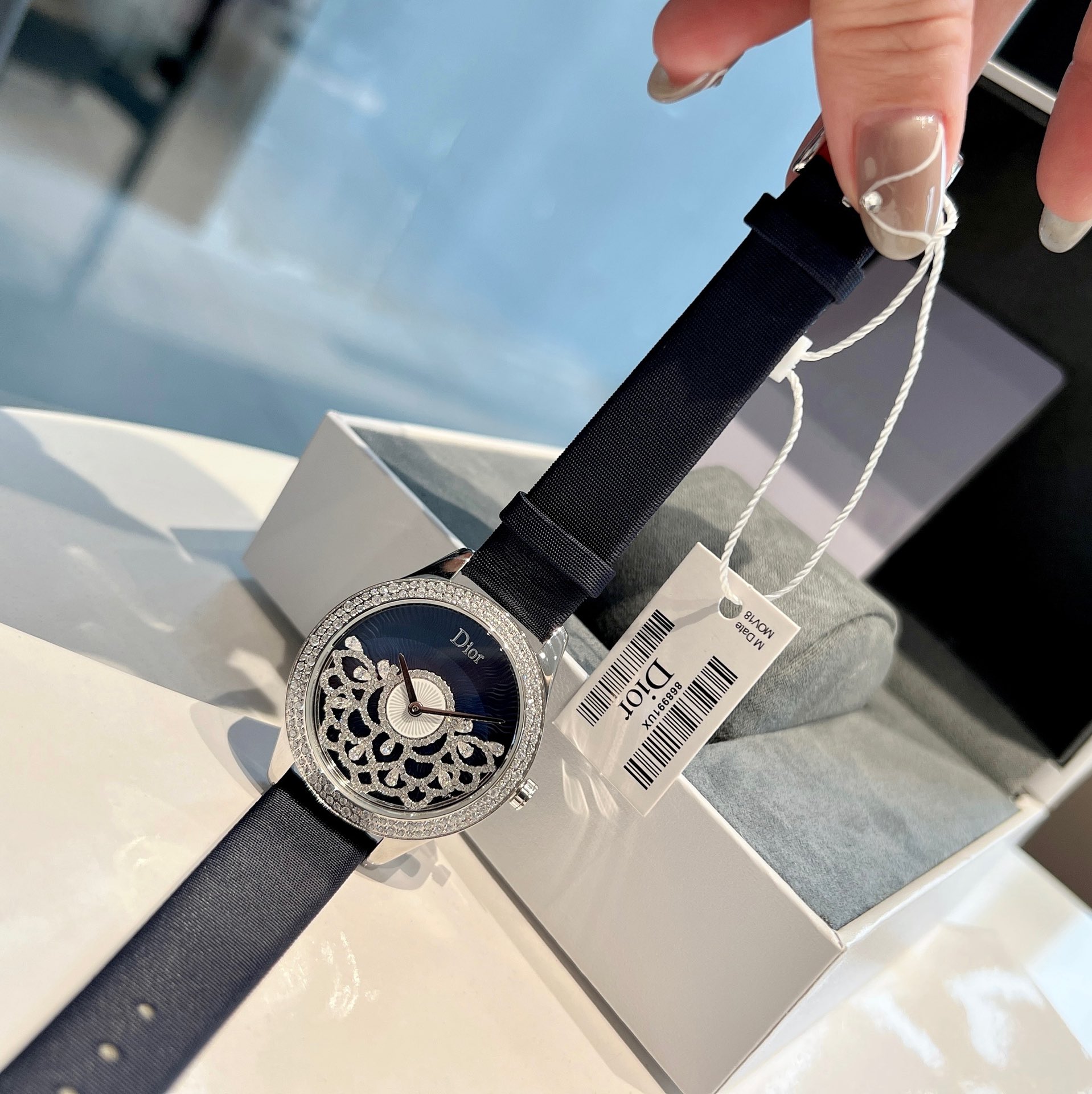 Watches Dior 323392 size:34 mm - vstockx