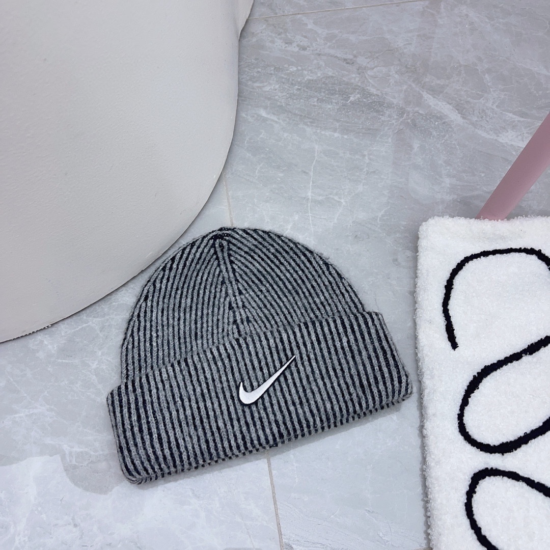 Streetwear Hat Nike 329154 - vstockx