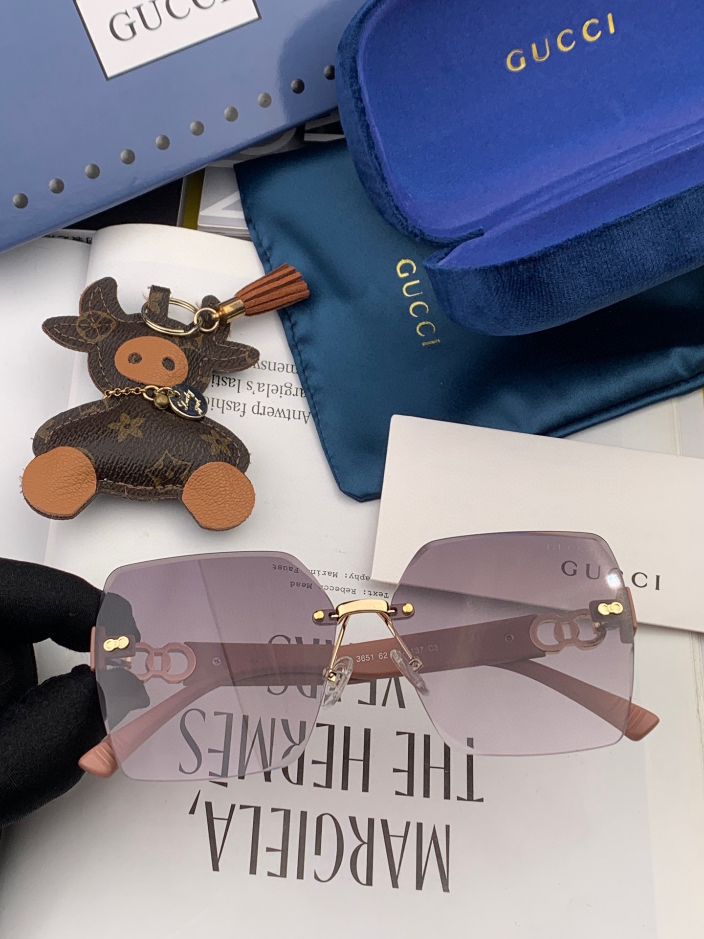 Sunglasses Gucci G1365 - vstockx