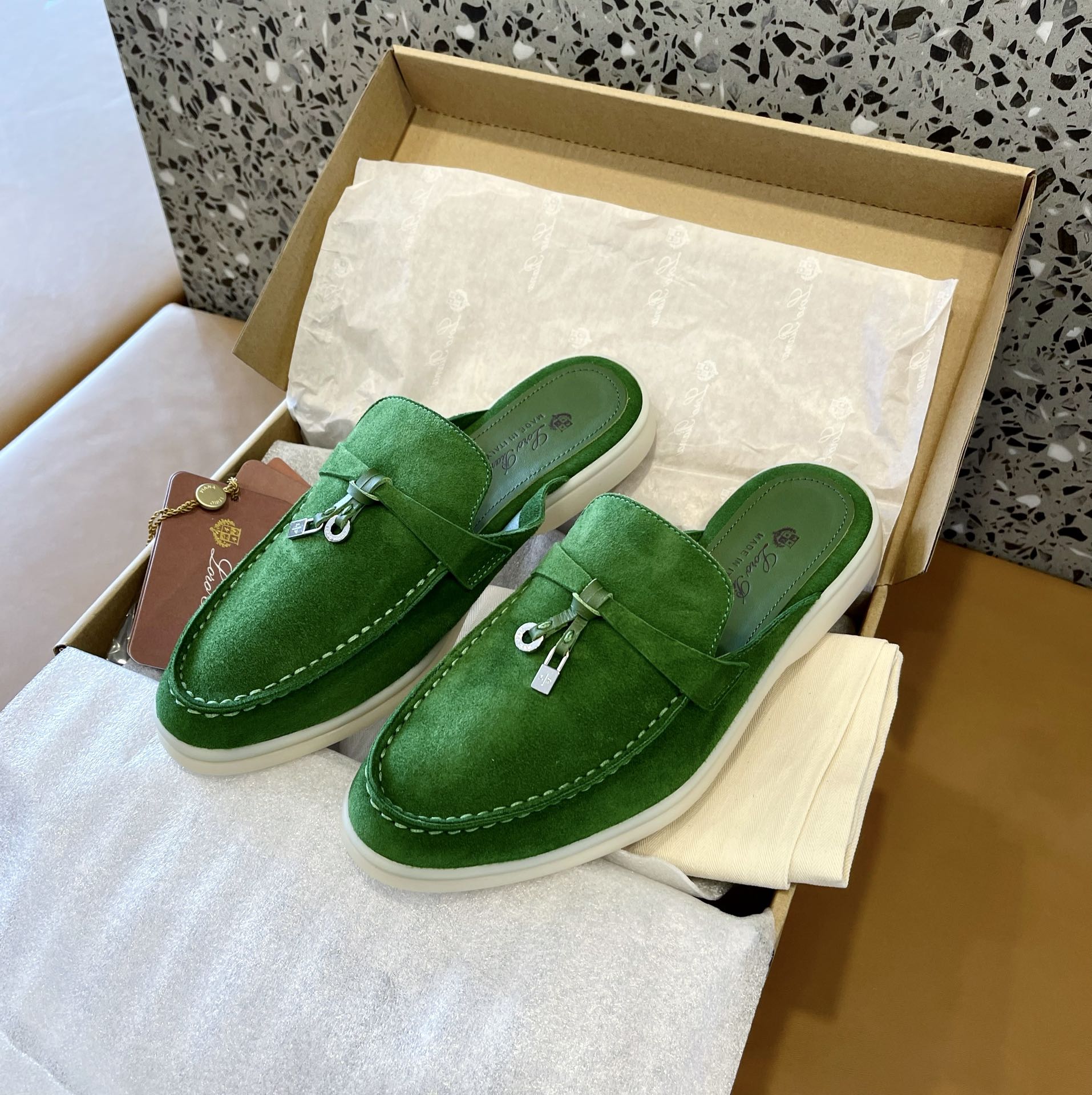 Loro Piana shoes 263 - vstockx