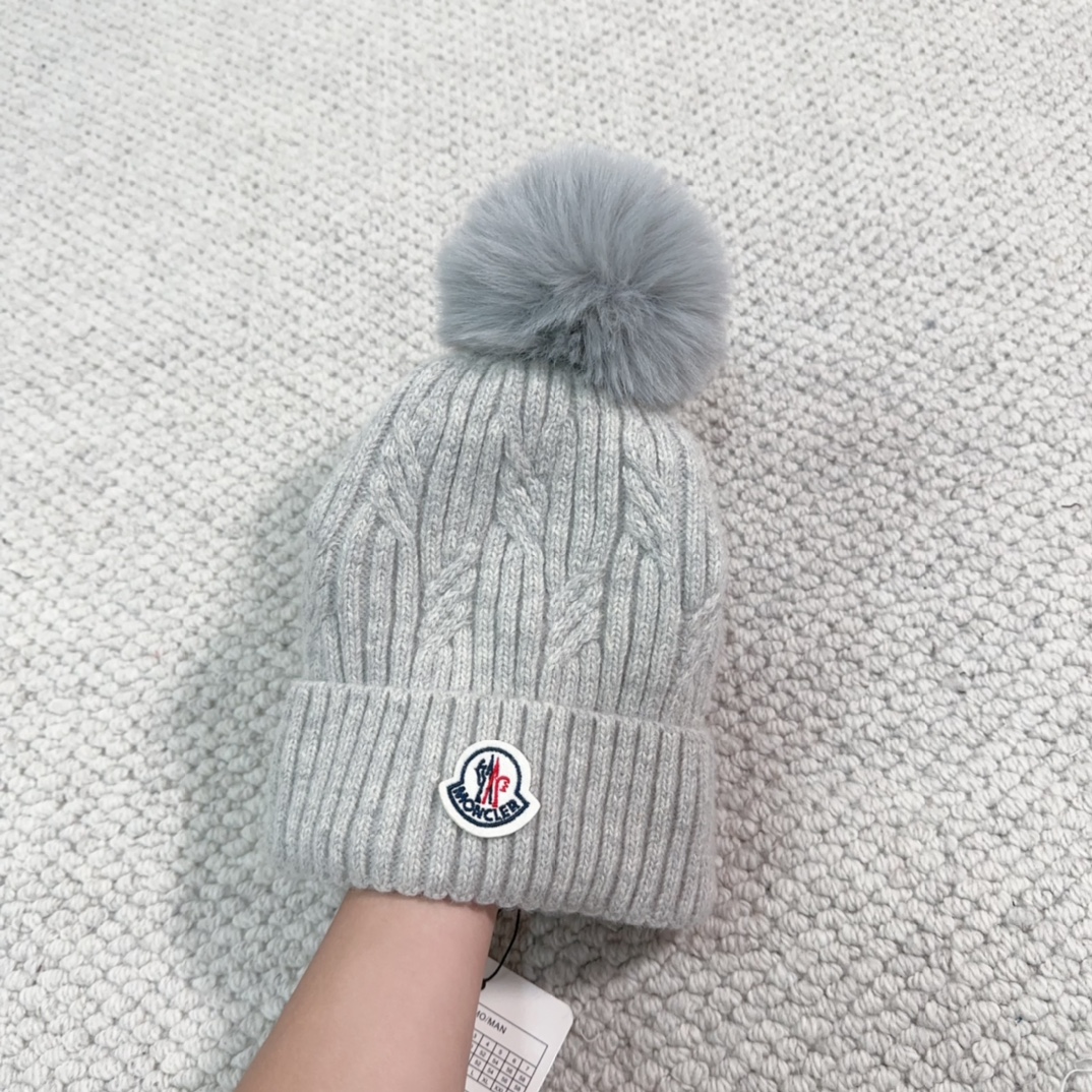 Streetwear Hat Moncler 329305 - vstockx