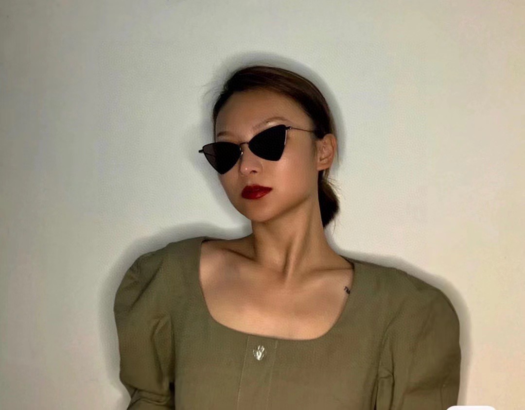 Sunglasses Saint Laurent SL303 - vstockx