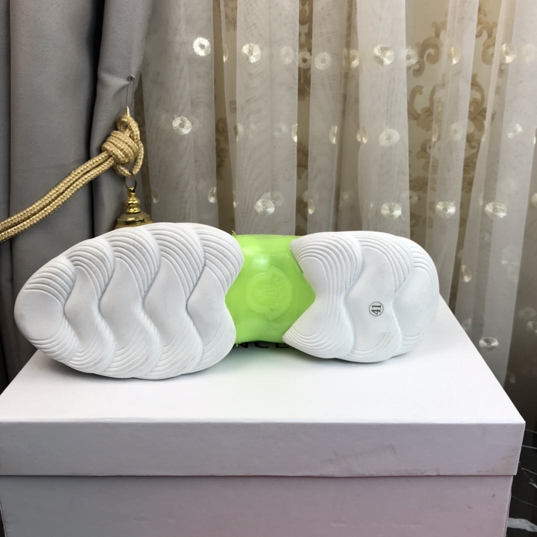 Moncler Leave No Trace Sneaker 5 - vstockx