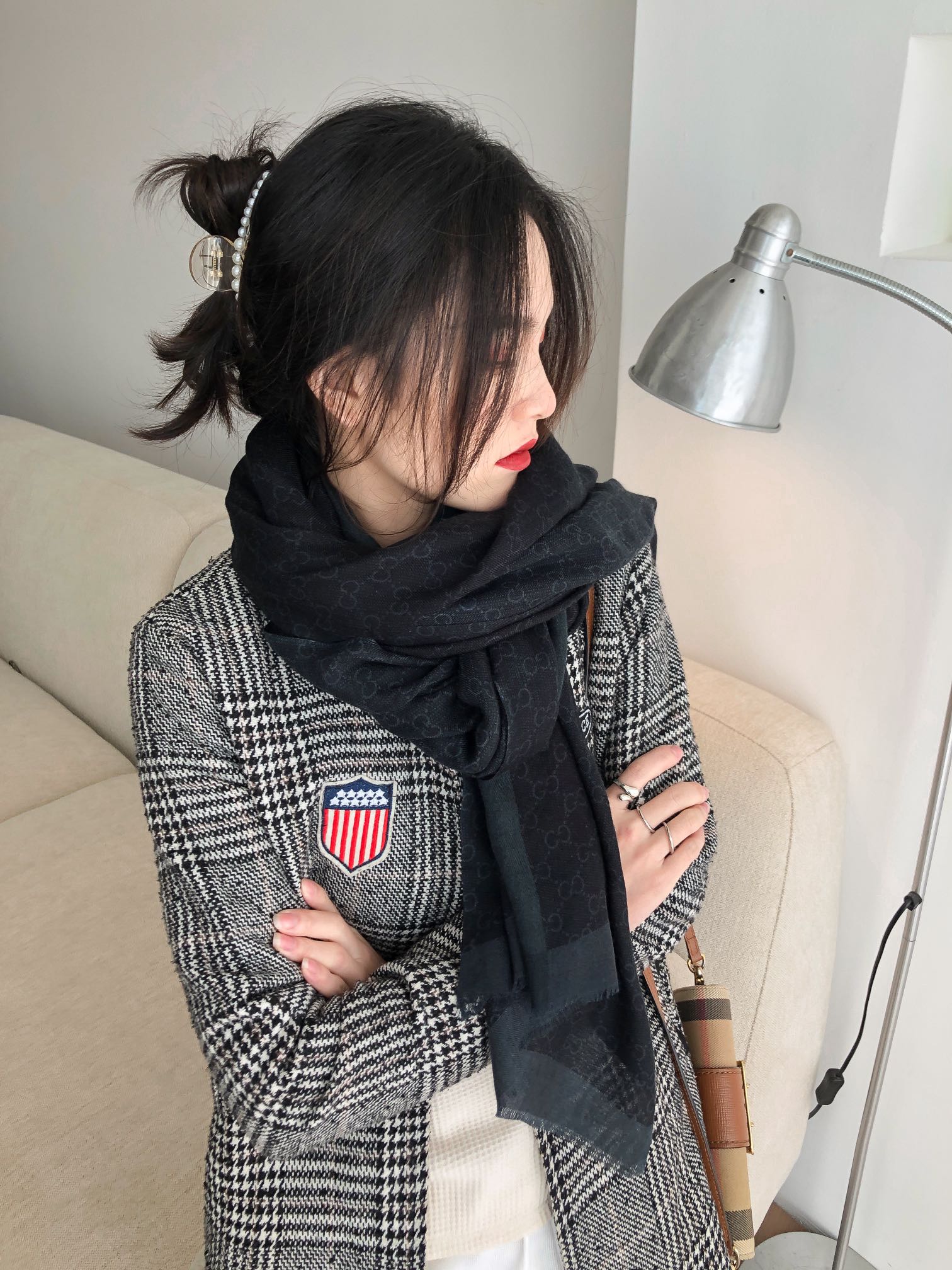 Streetwear Scarf GUCCI 328980 size:110x200cm - vstockx