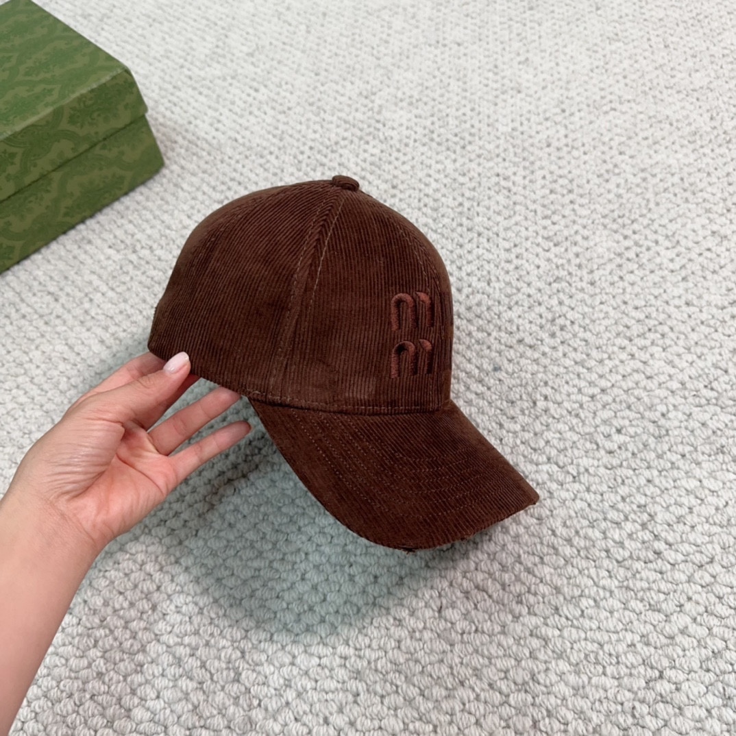 Streetwear Hat Miu 329311 - vstockx