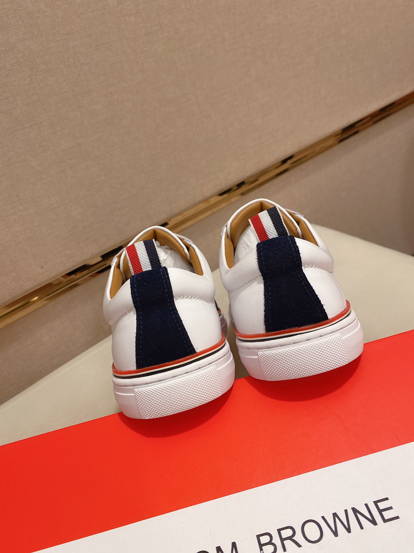 Thom Browne Low Top Sneaker 4 - vstockx