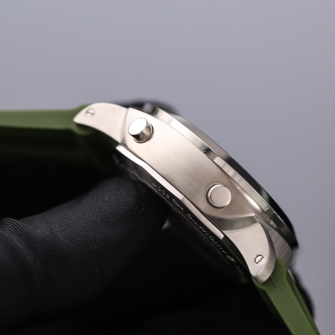 Watches PANERAI 322892 size:44 mm - vstockx