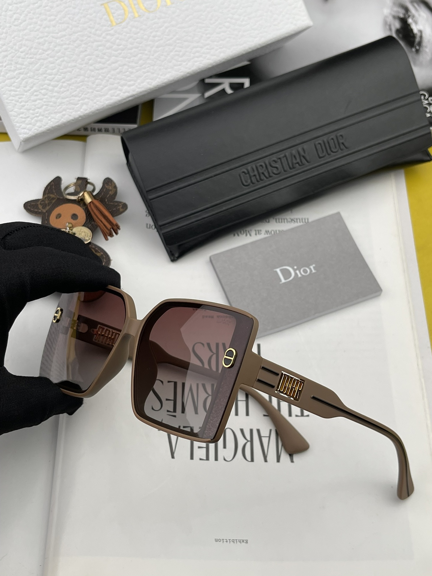 sunglasses Dior CD0971 - vstockx