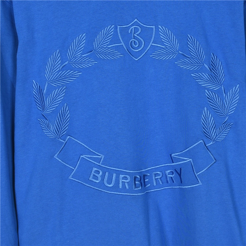 Clothes Burberry 693 - vstockx
