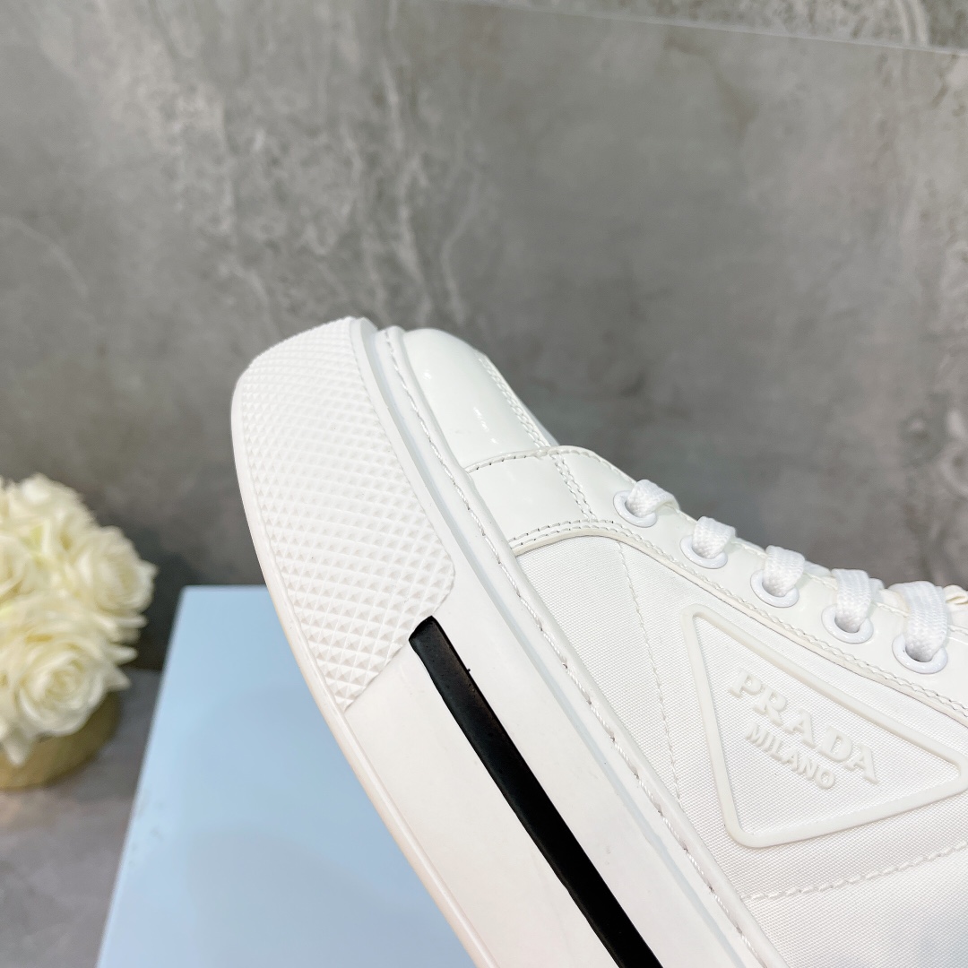 Prada Boots Women 26 - vstockx