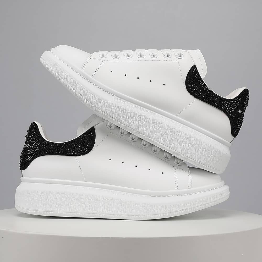 Alexander McQueen Oversized White Black Crystals - vstockx