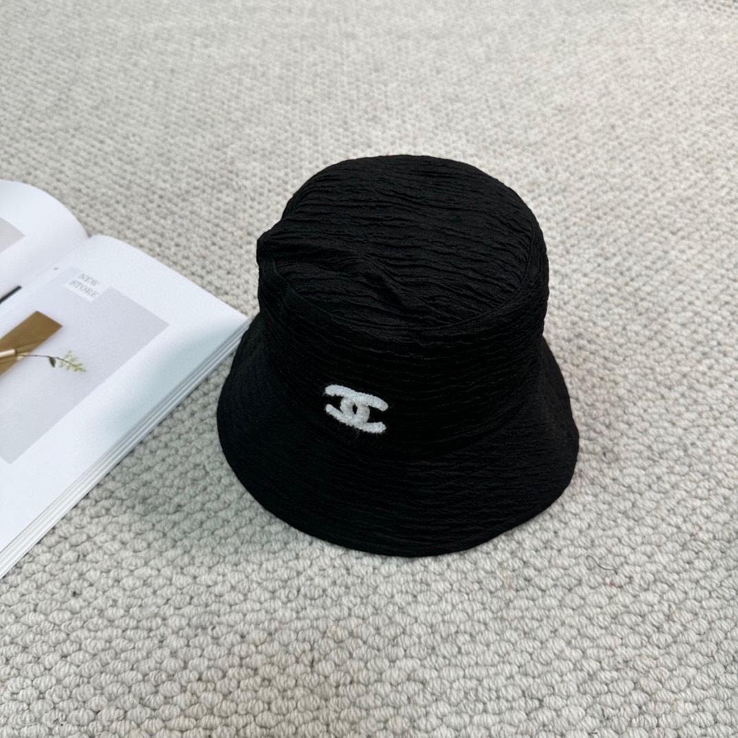 Streetwear Hat Chanel 329332 - vstockx