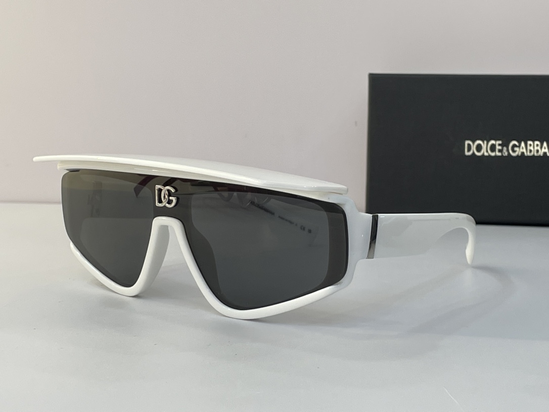 Sunglasses Dolce DG6177 - vstockx