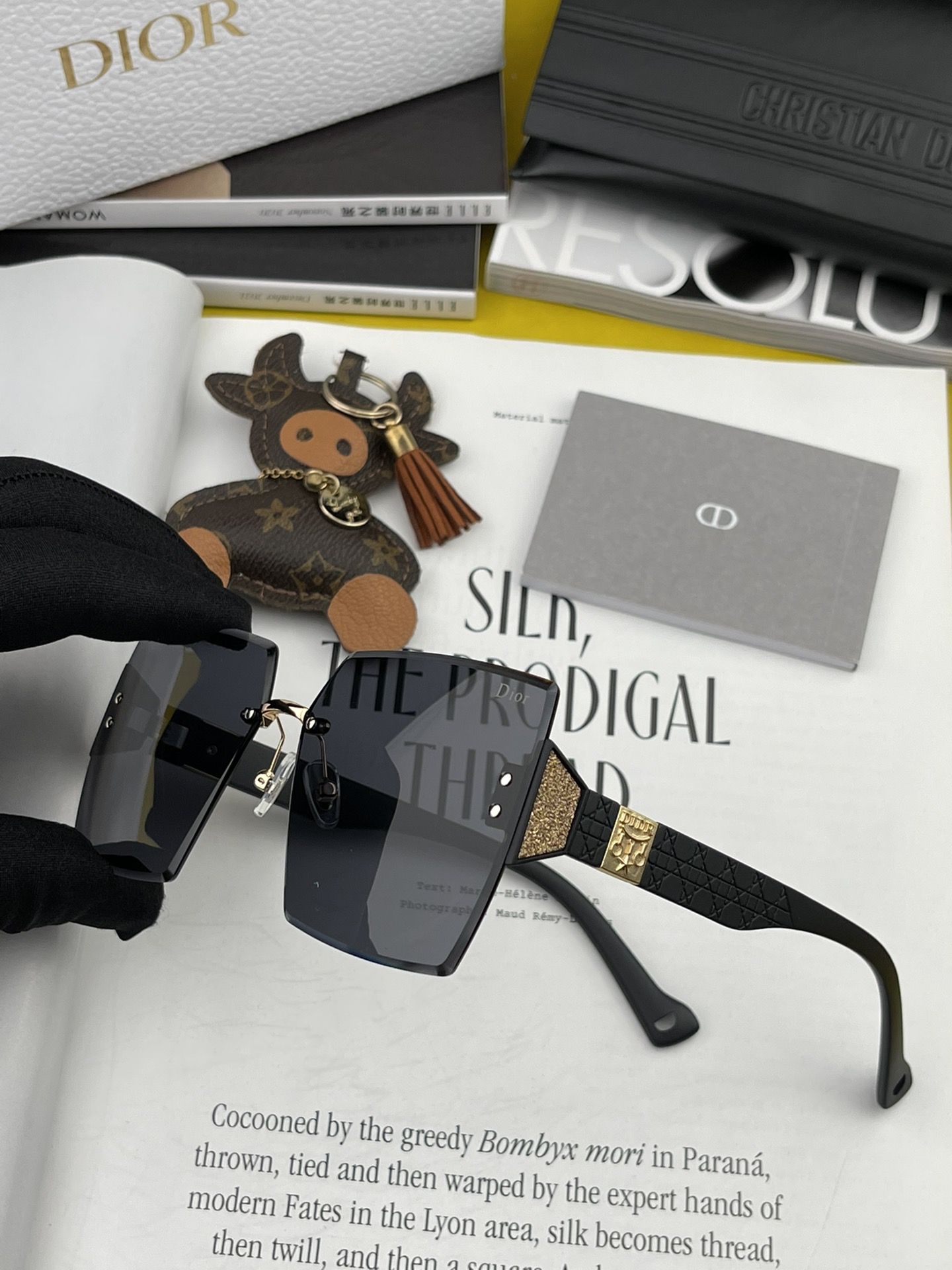 sunglasses Dior CD9316 - vstockx