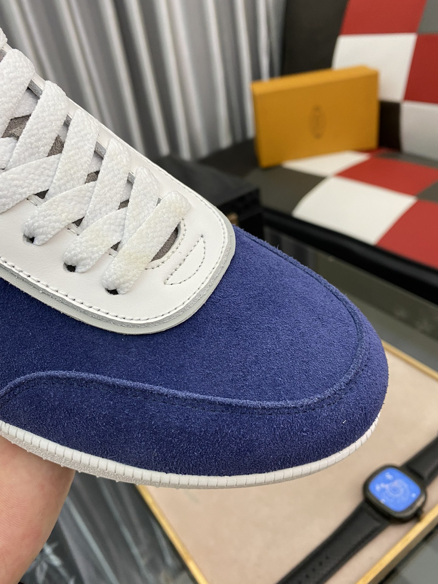 TOD'S Tabs Sneaker 3 - vstockx