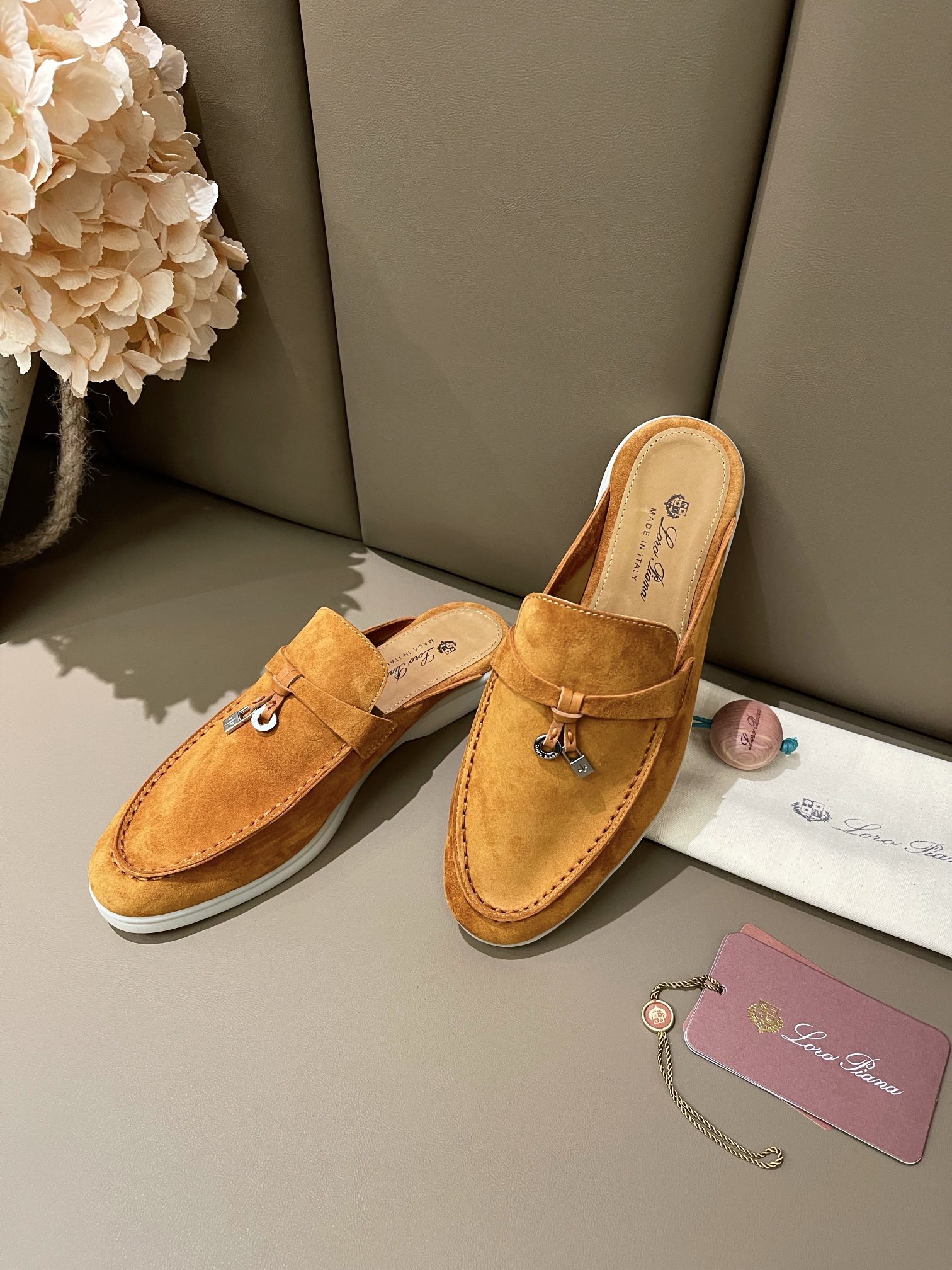 Loro Piana shoes 254 - vstockx