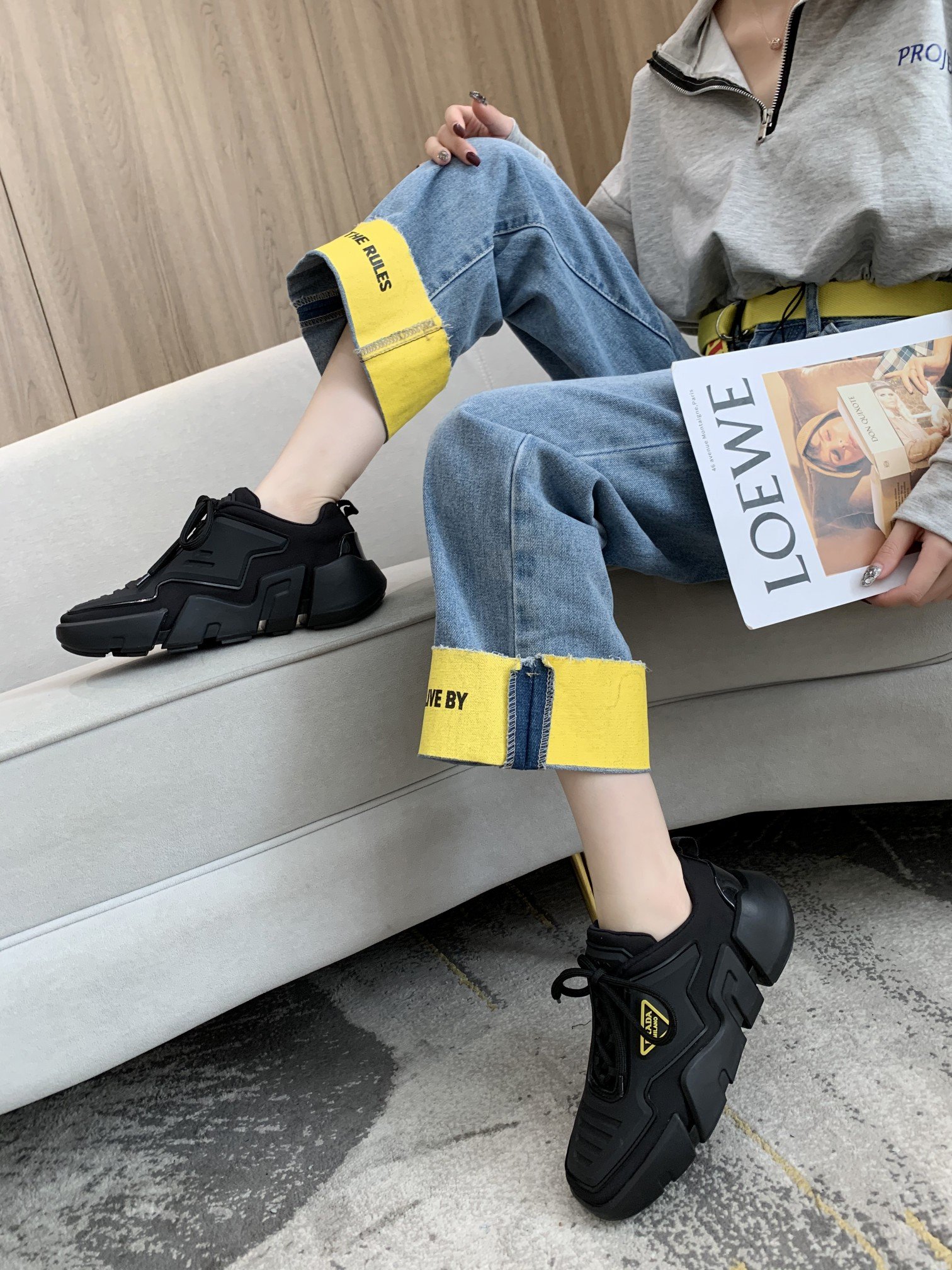 Prada Low Top sneaker 45 - vstockx