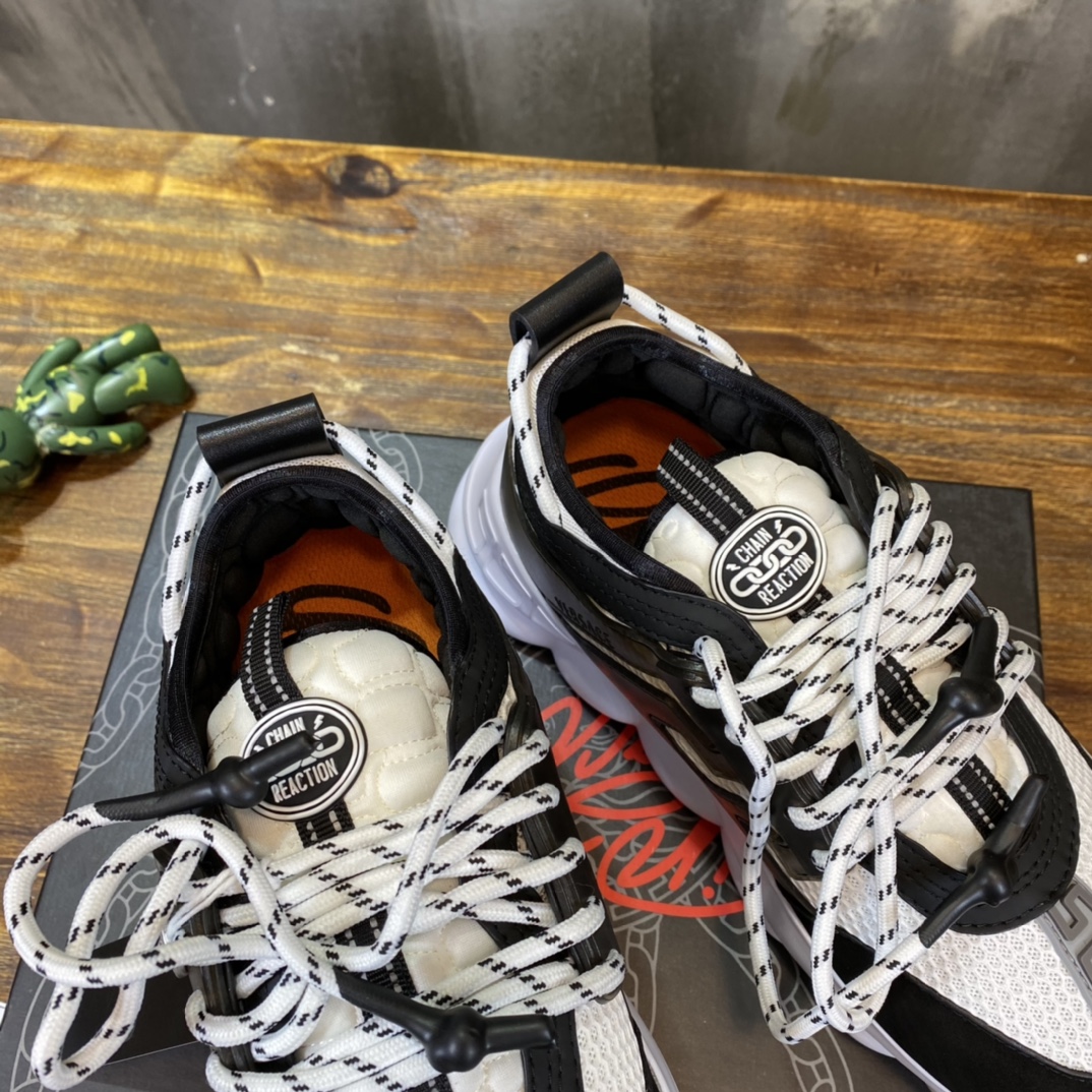 Versace Chain Reaction Sneaker 12 - vstockx