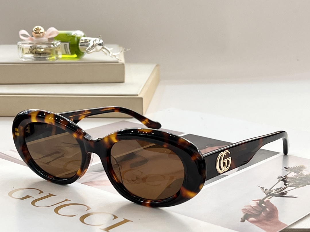 Sunglasses Gucci GG1132/S 52 20-145 - vstockx